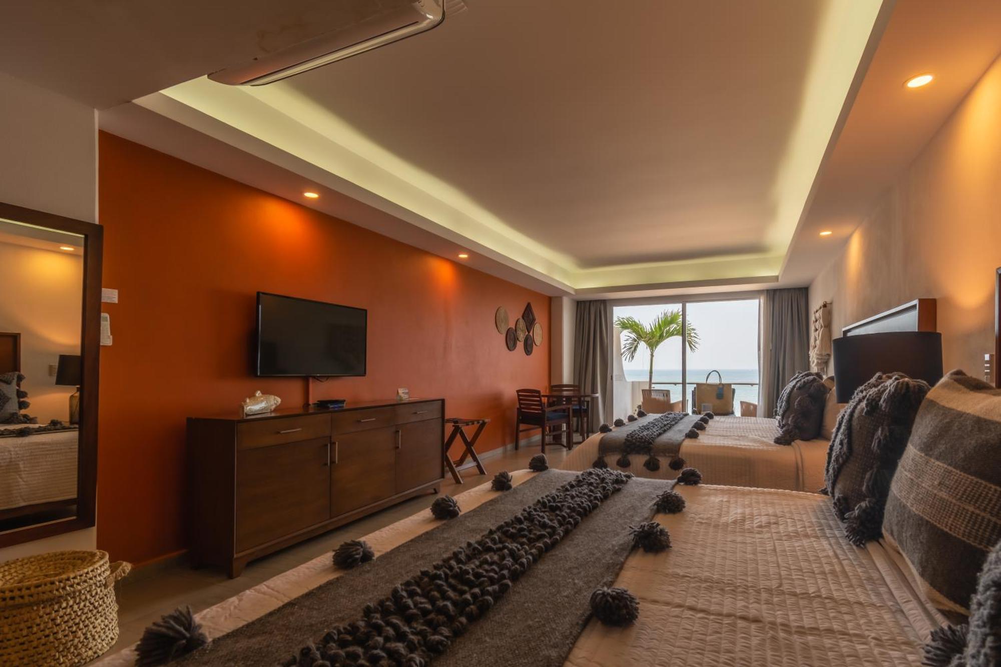 The Paramar Beachfront Boutique Hotel With Breakfast Included - Downtown Malecon Puerto Vallarta Ngoại thất bức ảnh