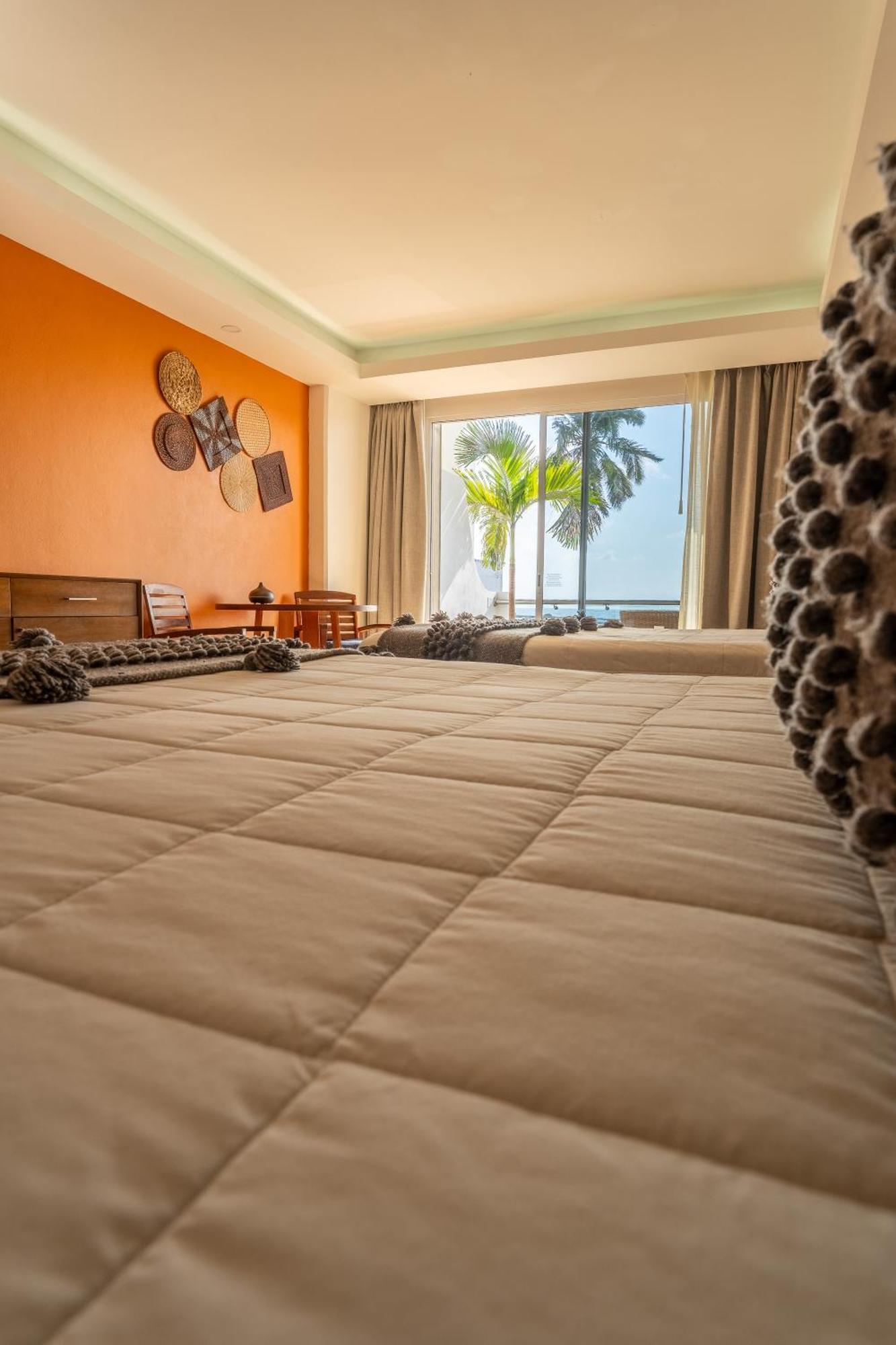 The Paramar Beachfront Boutique Hotel With Breakfast Included - Downtown Malecon Puerto Vallarta Ngoại thất bức ảnh